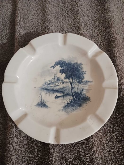 Cinzeiro Vista Alegre.