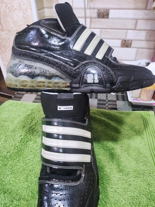 Баскетбольні кросівки BOUNCE ADIDAS  47р.