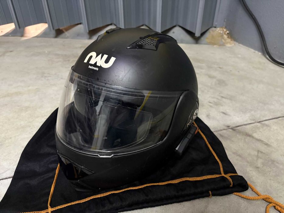 Capacete + Blusão + Luvas + Intercomunicador Mota