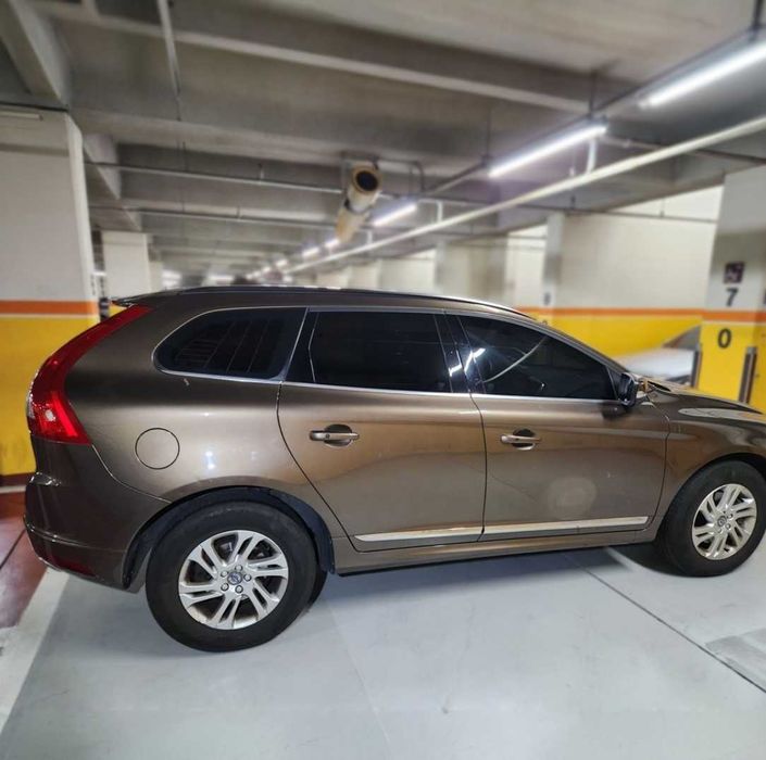 Volvo XC60 2016 2.0 Дизель