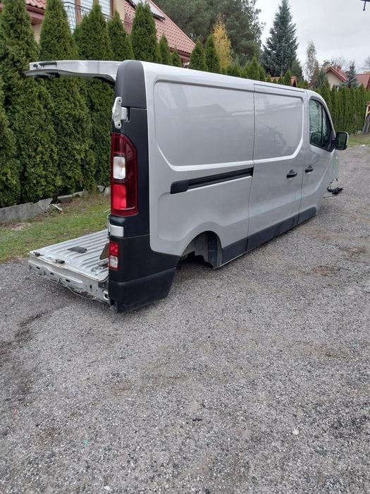 TRAFIC VIVARO 1.6 DVKPF drzwi przód ćwiartka bok TKNG Silnik skrzynia