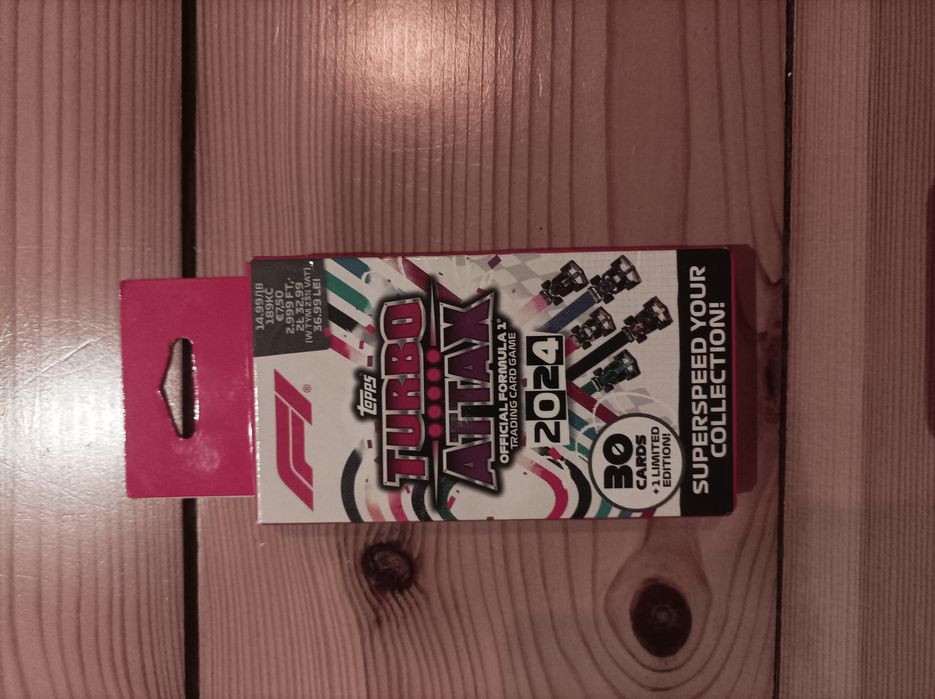 Pudełko kart 30 sztuk TOPPS TURBO ATTAX 2024