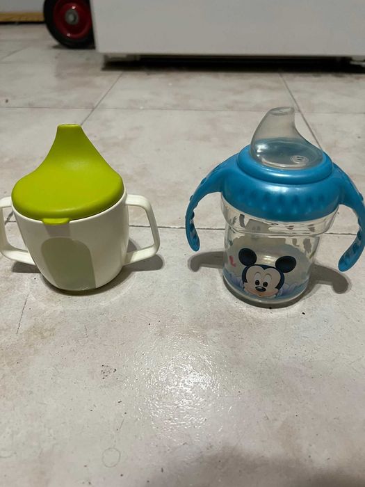 Conjunto de Biberões e copos de transição
