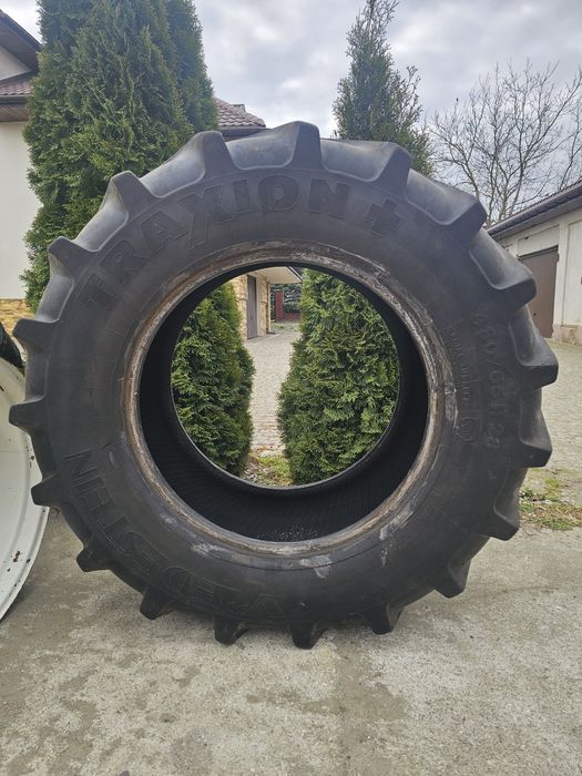 Opony Vredestein Traction+ Mitas AC65 480/65 R28
