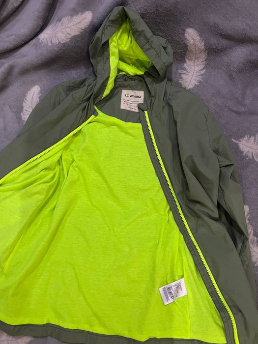 Дитяча курточка для дівчинки