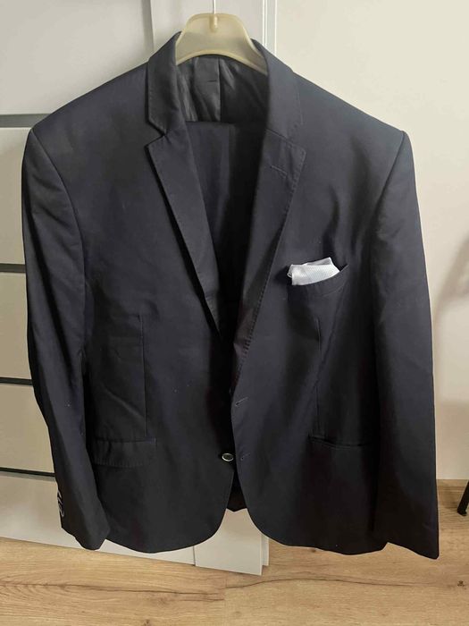 Garnitur męski granatowy