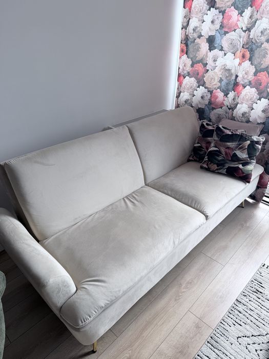 Sofa rozkładana dla 3 osób  Welur Jasnobeżowy/ NOWA