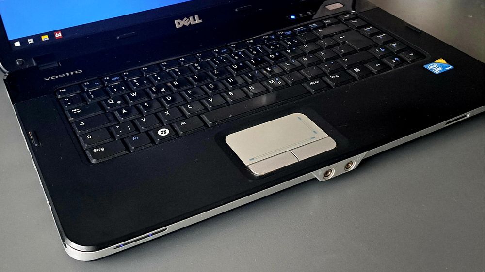Ноутбук Dell Vostro
