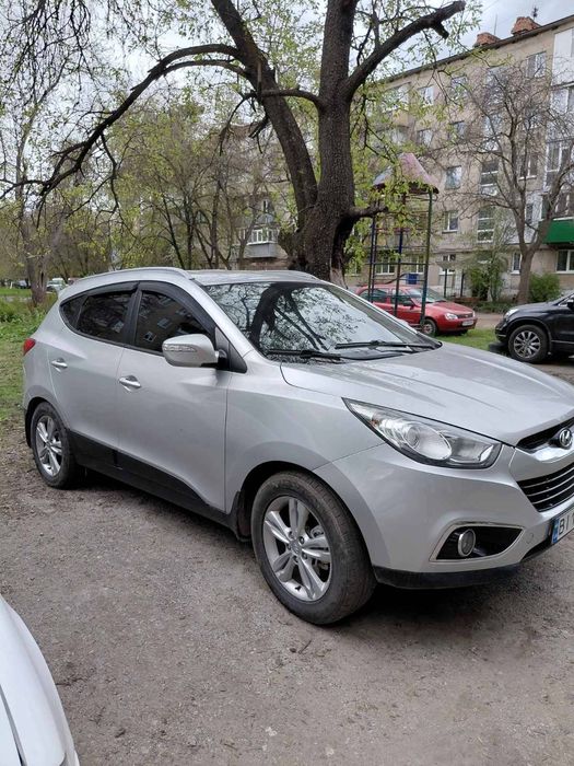 Продаж авто бу 2010