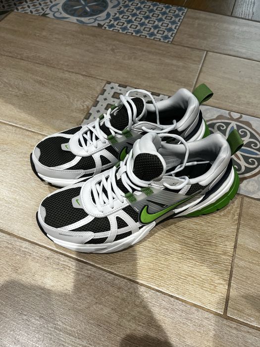 Кросівки NIKE V2K RUN Sequoia/Chlorophyll-Lt Iron Ore