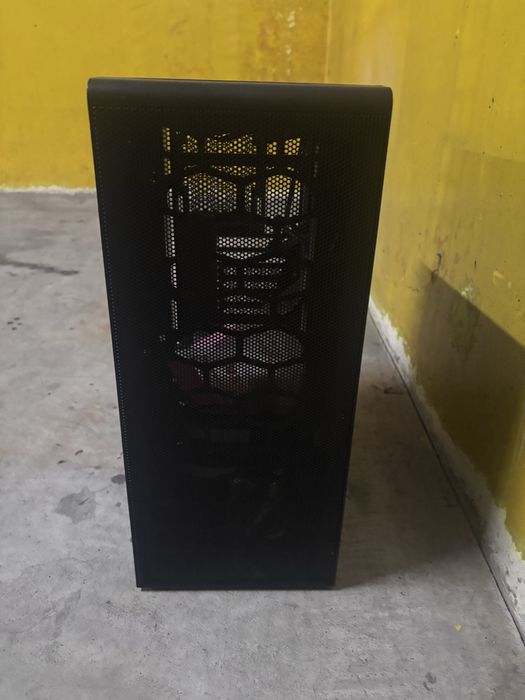 Caixa de Desktop PC Gaming.