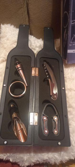 Zestaw do  otwierania wina