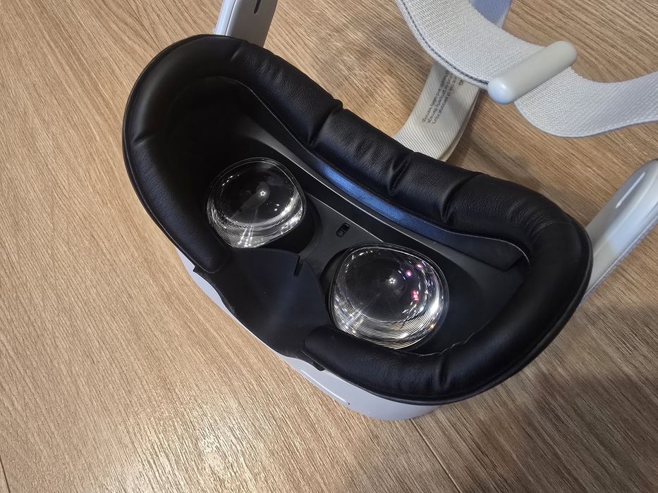 Okulary VR Meta Oculus Quest 2 100% sprawne zestaw