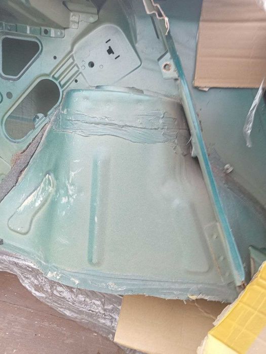 Задній лівий стакан Daewoo Nubira 1