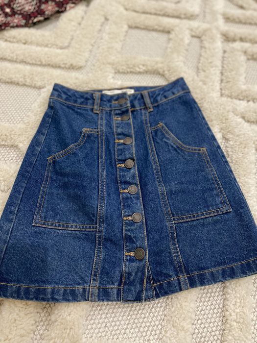 Жіноча спідниця