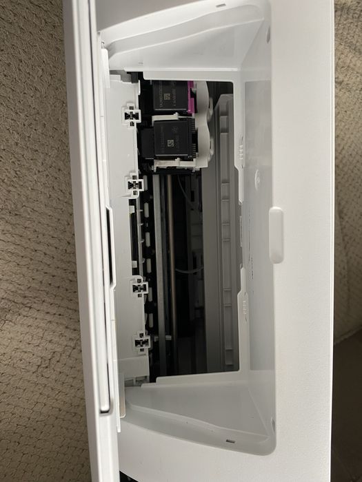 Kompaktowa drukarka 3w1 z Wi-Fi i HP Smart