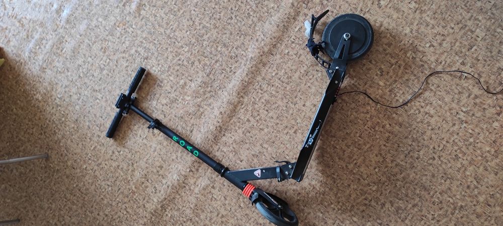 Електросамокат Road