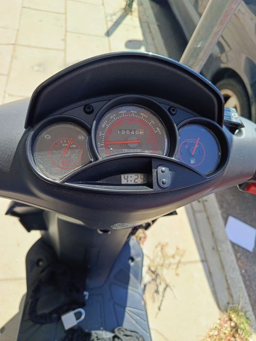 Mota scooter vendo