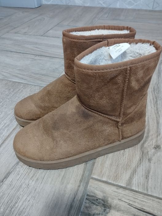 Теплі зимові замшеві уггі