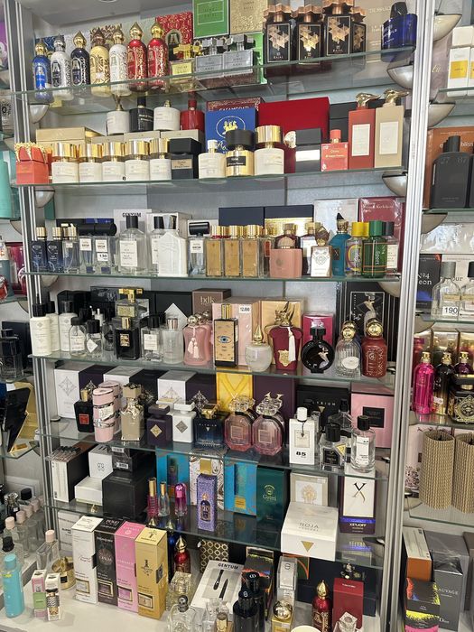 Флаконы оригинальных парфюмов