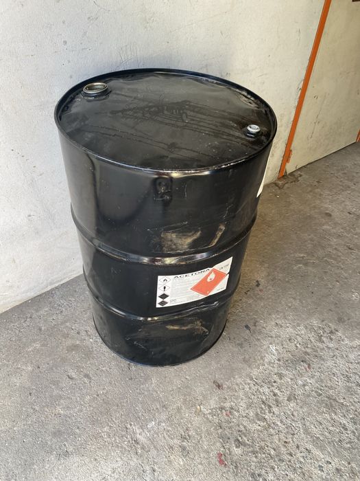 Bidão de chapa de 200 litros