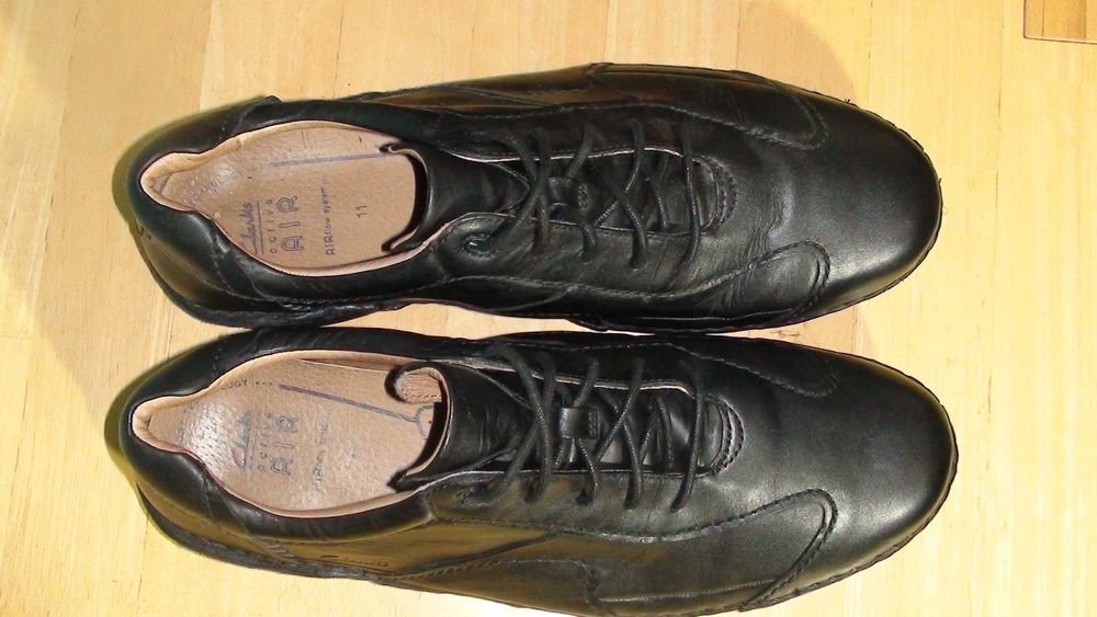 Clarks - шкіряні кросівки туфлі