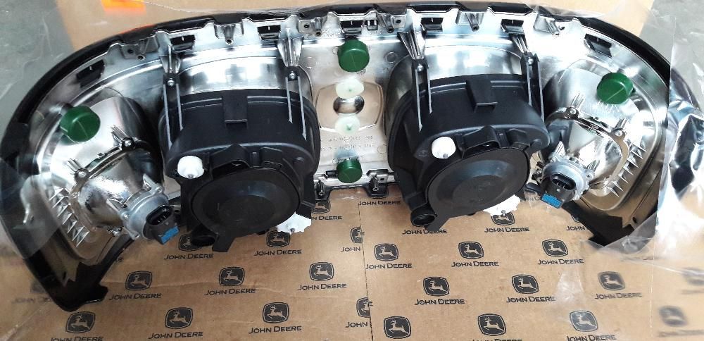Reflektor przedni KOMPLETNY John Deere AL181532,AL177620,6830P,7530P ...