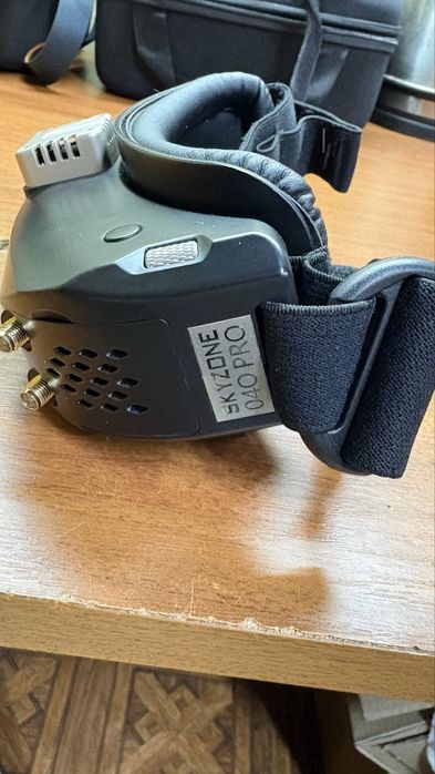 Продам окуляри Skyzone