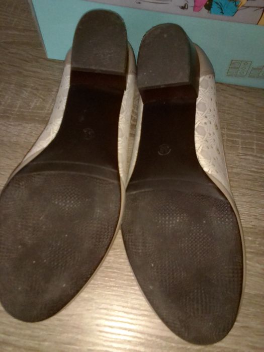 Жіночі туфлі  38 розмір.