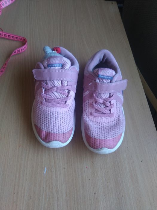 Кросівки для дівчинки