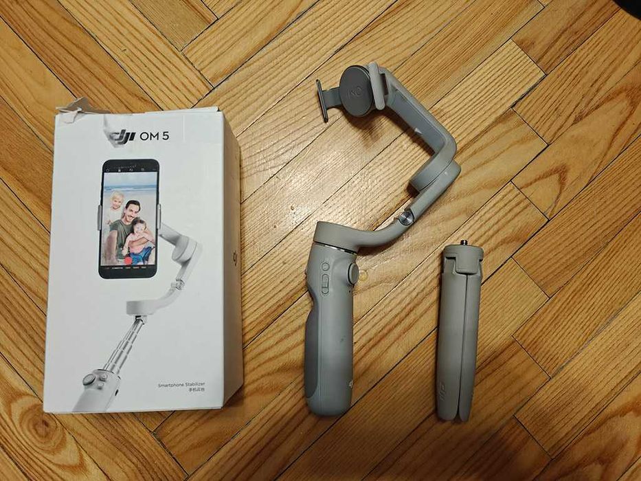 DJI OM 5 — стабилизатор Osmo Mobile 5
