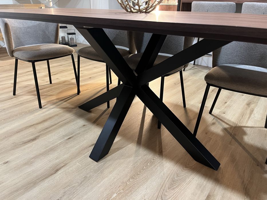 Mesa de jantar com pes estrela64586470647938121