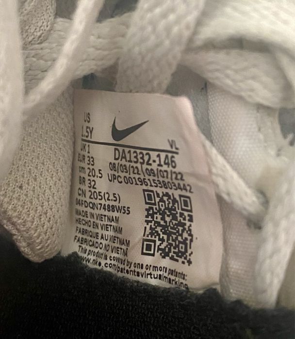 Chuteiras futsal Nike 33