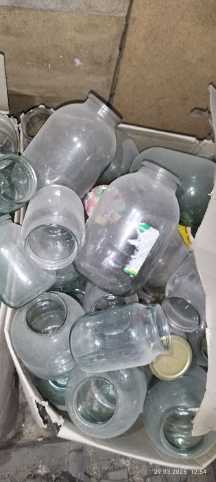 Продам банки от 3 л до 0,5.