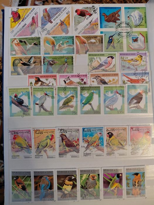 Марки поштові. Птахи. 51 серія, 297 марок.