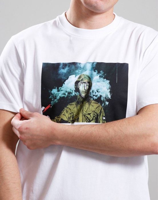Футболка Weekend Offender