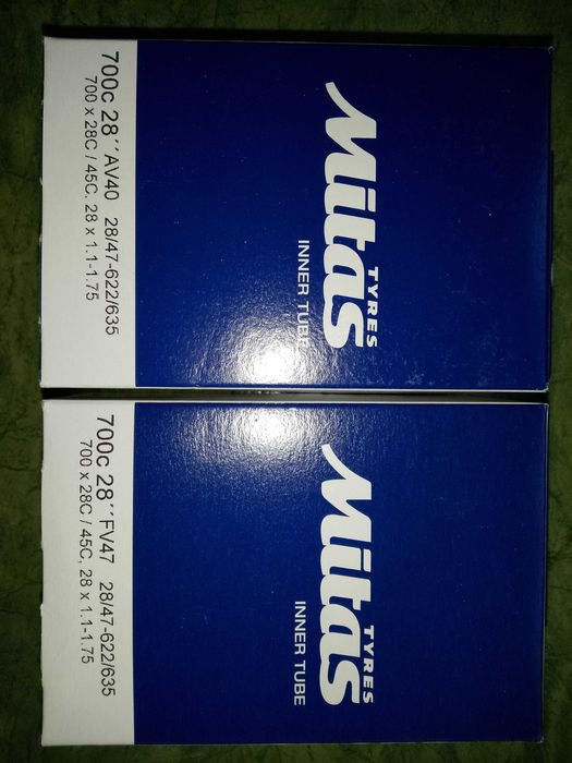 Камера, покрышка Maxxis. Mitas