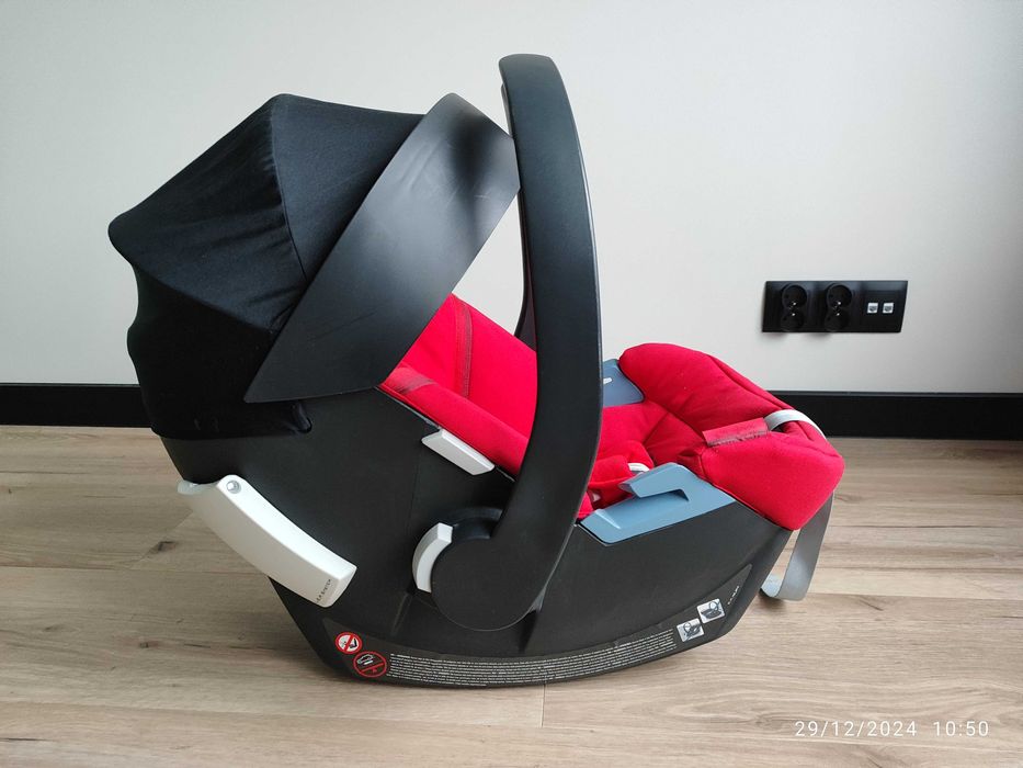 Fotelik Cybex Aton 5 stan jak nowy (cena ze sklepu 600zł)