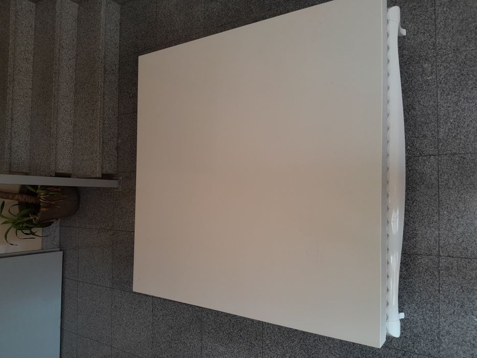 Mesa de centro 120cm²