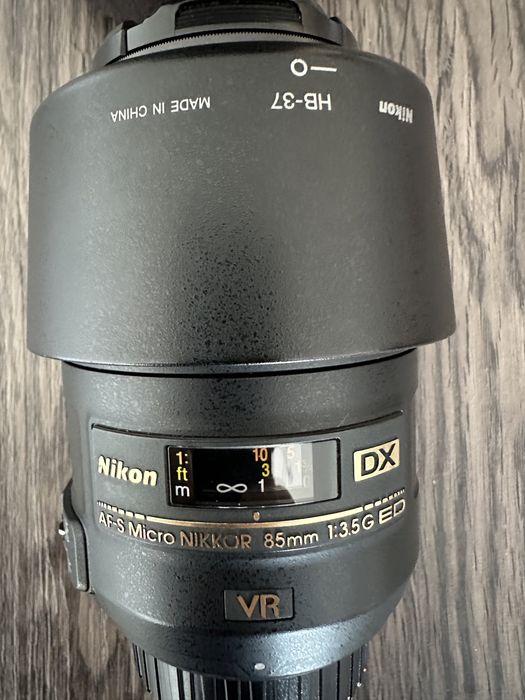Objetiva Nikon 85mm ( Nunca usada )
