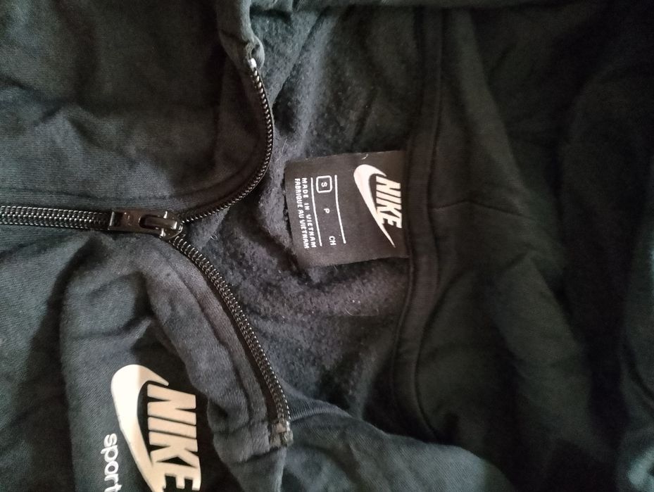 Praktycznie nowa bluza