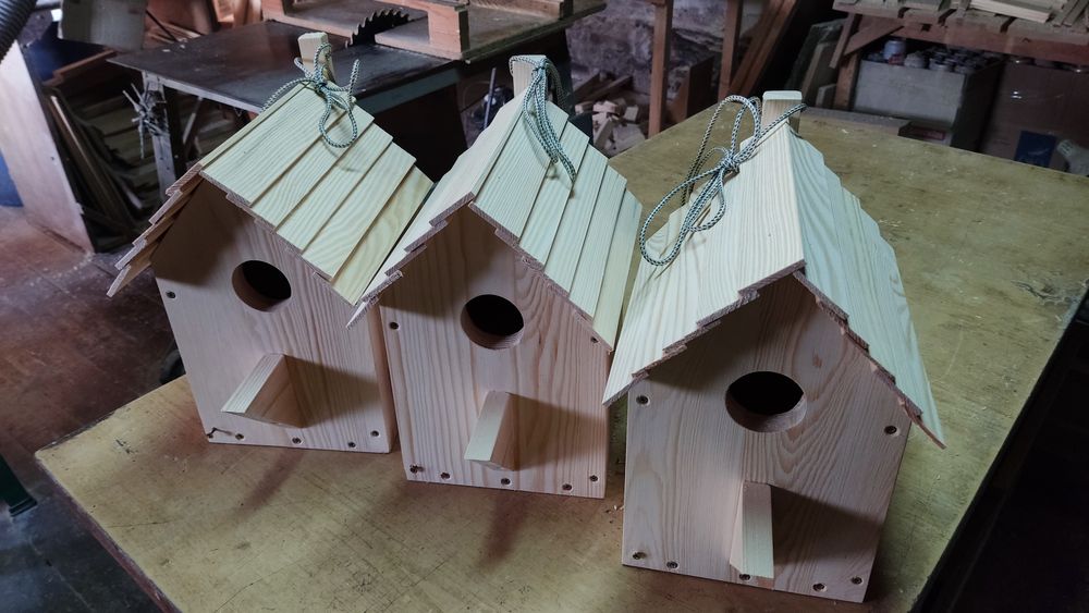 Шпаківня дерев'яна