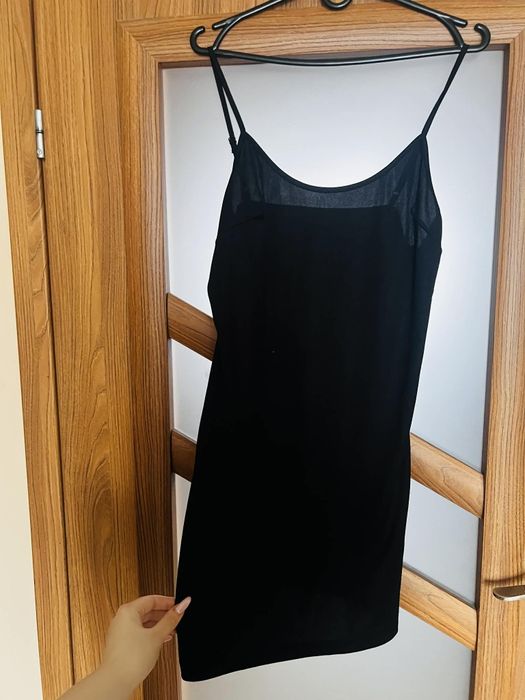 Sukienka czarna mini. Rozm.L