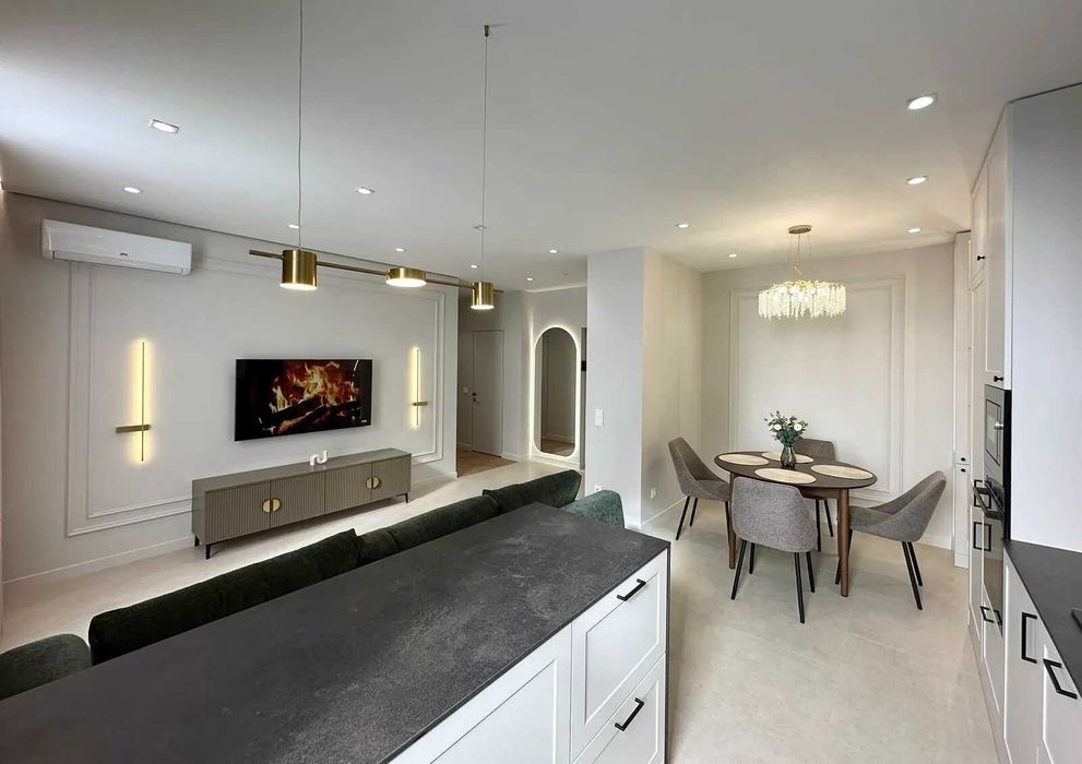 Ексклюзивна квартира 69м2 з дизайнерським ремонтом