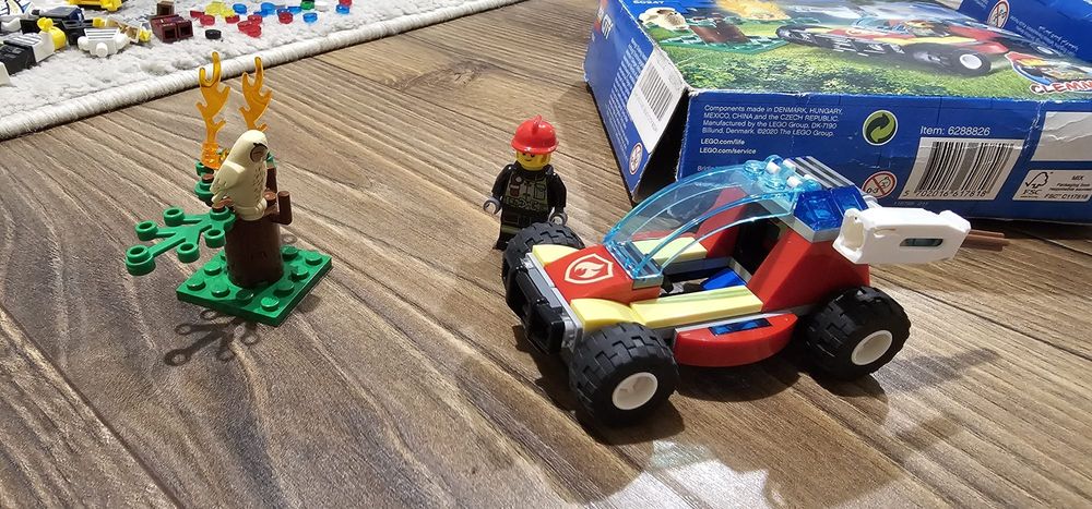 LEGO 60247 i 60249