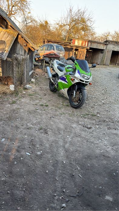 Kawasaki Ninja ZX6R 600