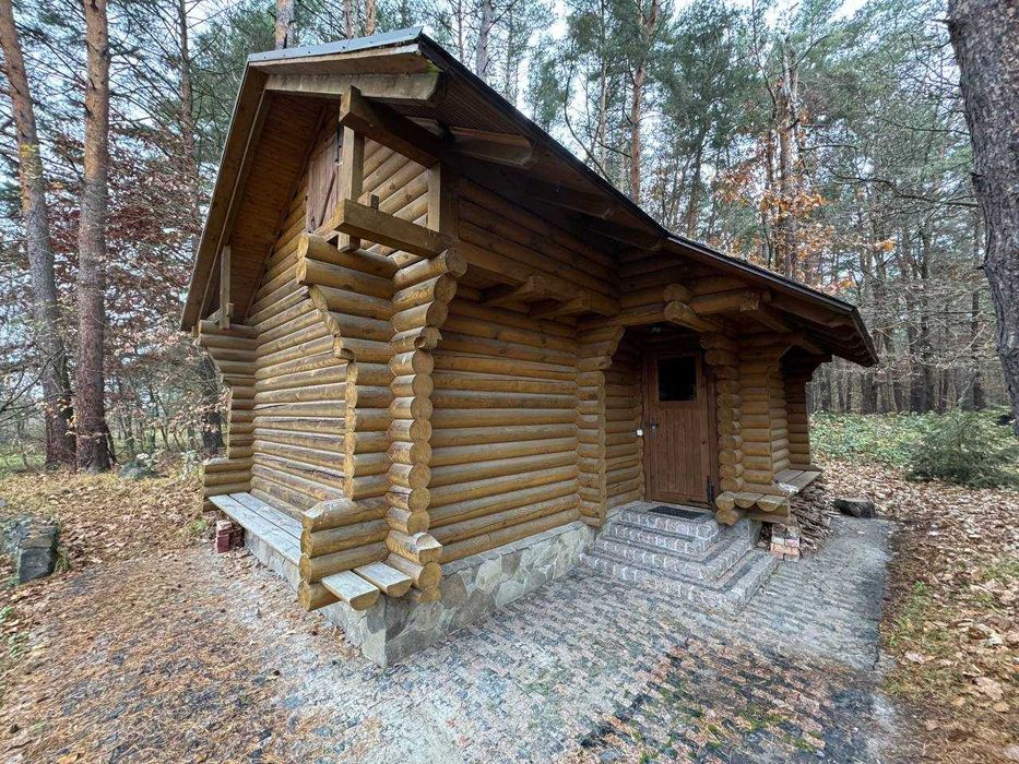 Продається двоповерховий  будинок у Брюховичах поряд з лісом