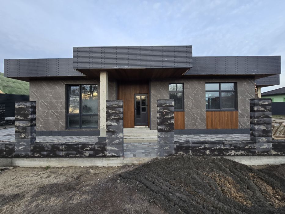 Будинок 144 м2 з терасою дах бетон газ с. Білогородка поруч Київ