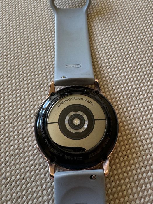 Часы Samsung Galaxy Watch Active 2