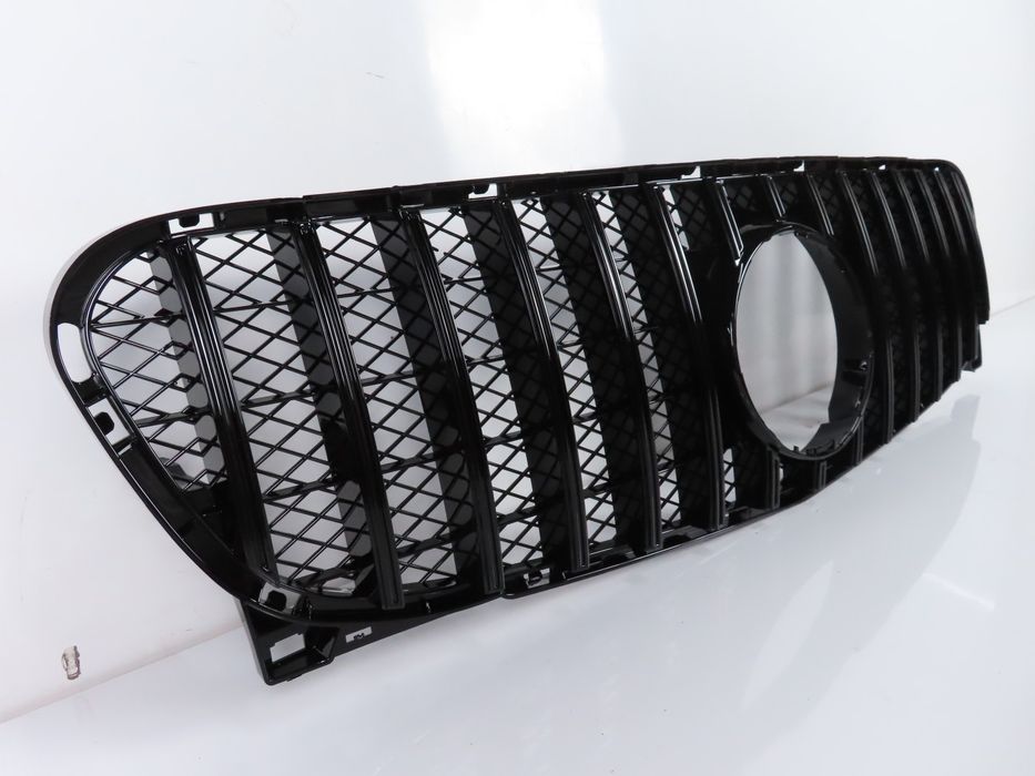 Grelha Look Gtr Frontal Novo Mercedes-Benz Gla-Class (X156)